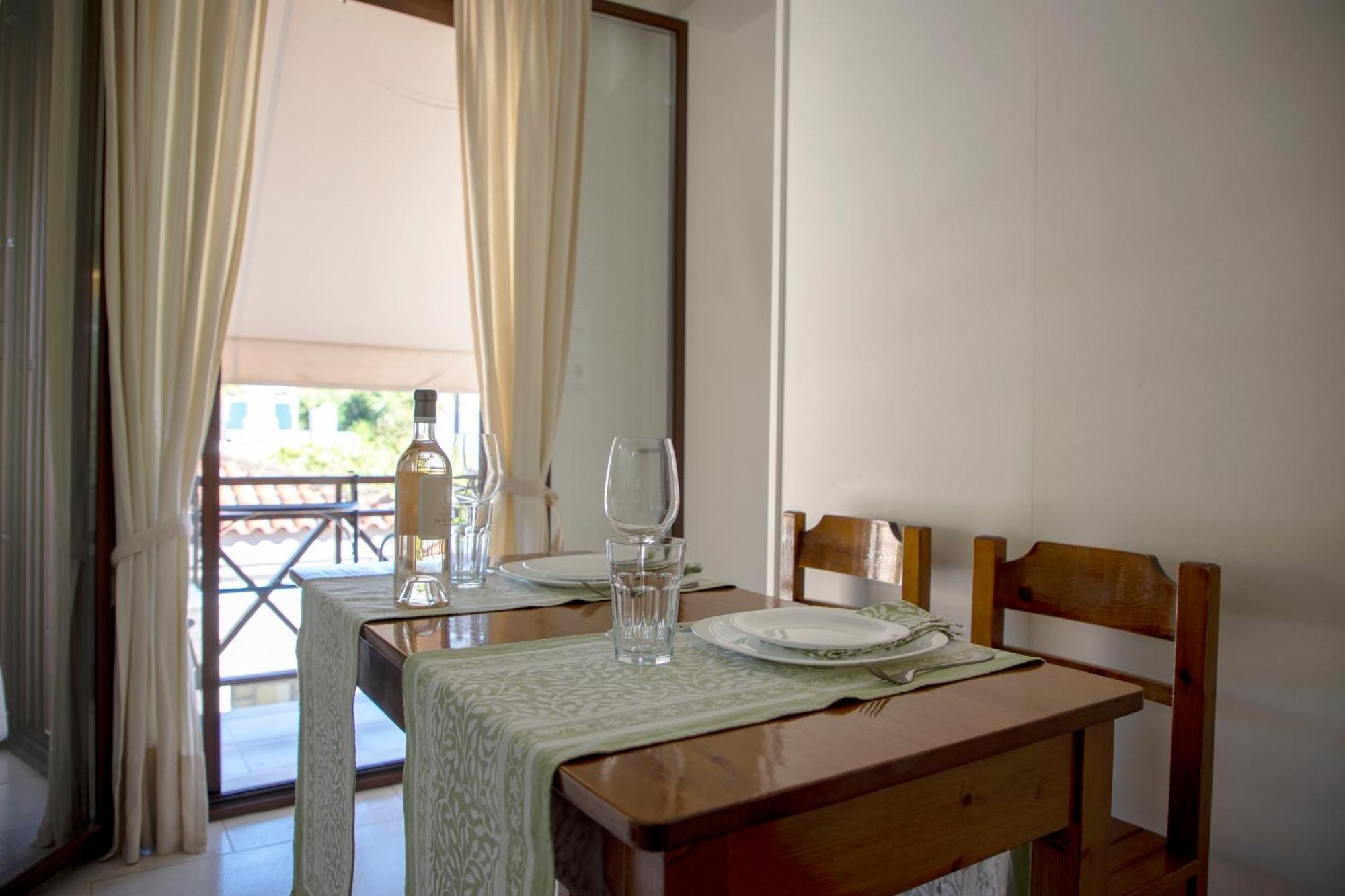 Apartment Thisoa 1 *